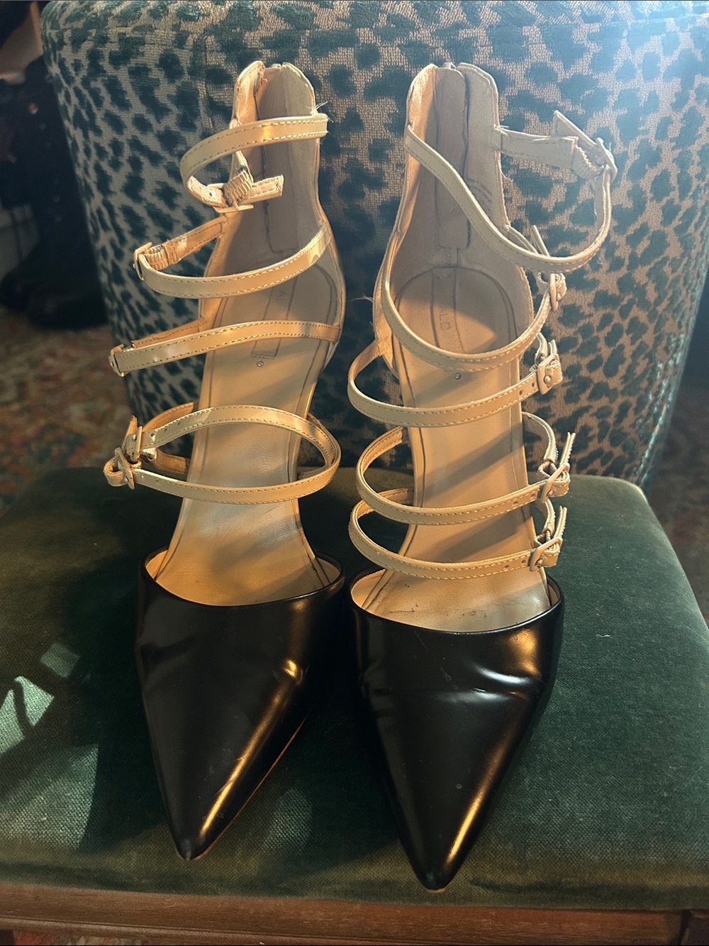 ALDO sz 8.5 Pointed Toe Strappy Ankle Heel in Black and Beige